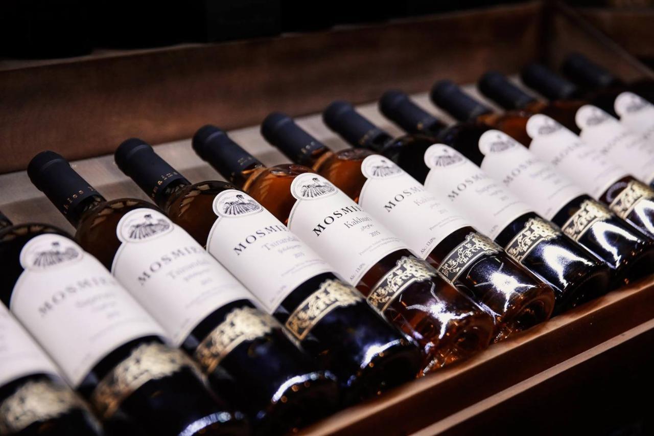 Chateau Mosmieri Hotel & Winery テラヴィ エクステリア 写真