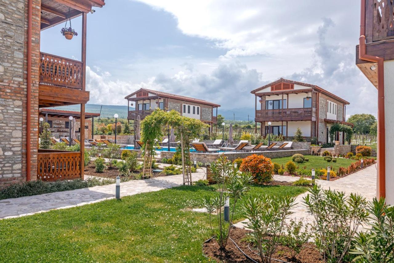 Chateau Mosmieri Hotel & Winery テラヴィ エクステリア 写真
