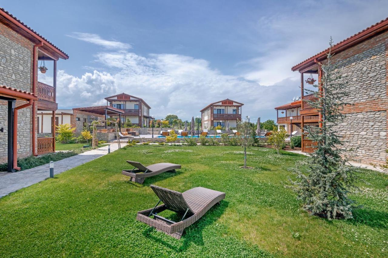 Chateau Mosmieri Hotel & Winery テラヴィ エクステリア 写真