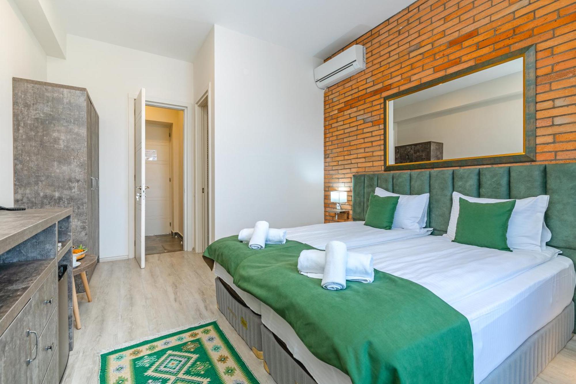 Chateau Mosmieri Hotel & Winery テラヴィ 部屋 写真