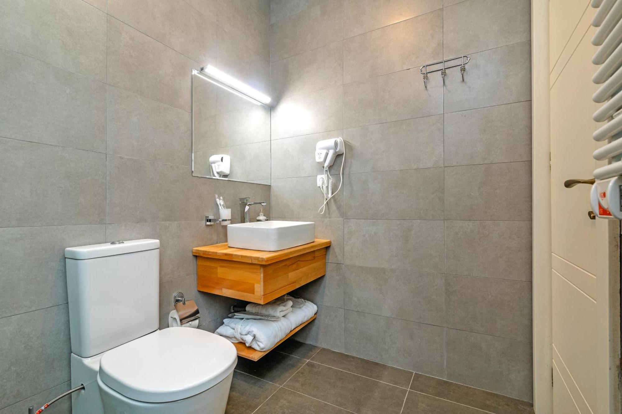 Chateau Mosmieri Hotel & Winery テラヴィ 部屋 写真