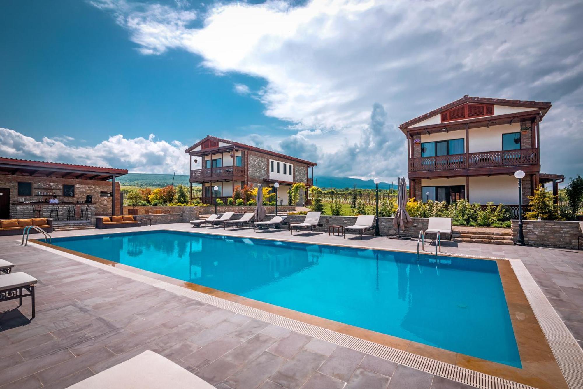 Chateau Mosmieri Hotel & Winery テラヴィ エクステリア 写真