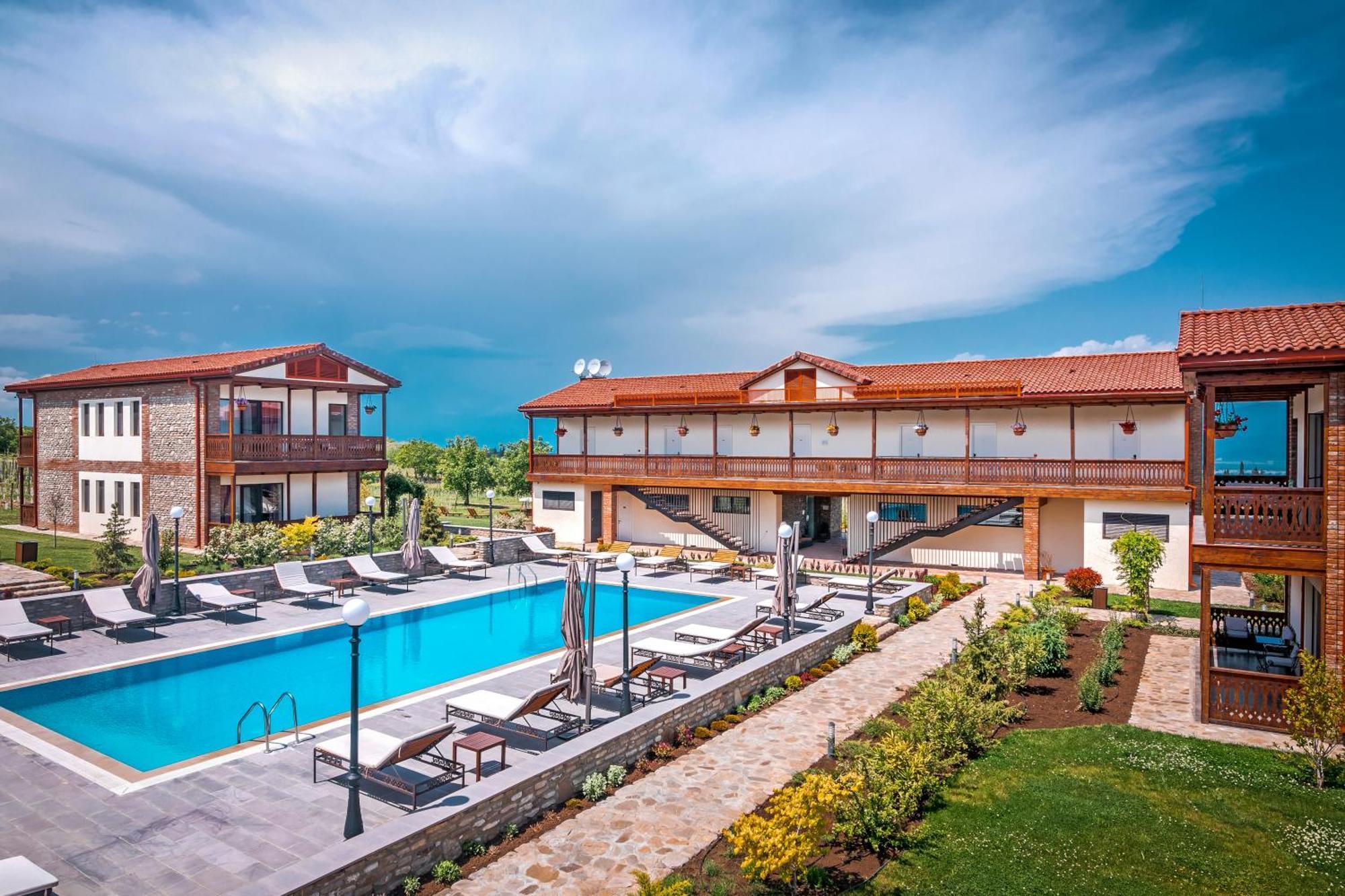 Chateau Mosmieri Hotel & Winery テラヴィ エクステリア 写真